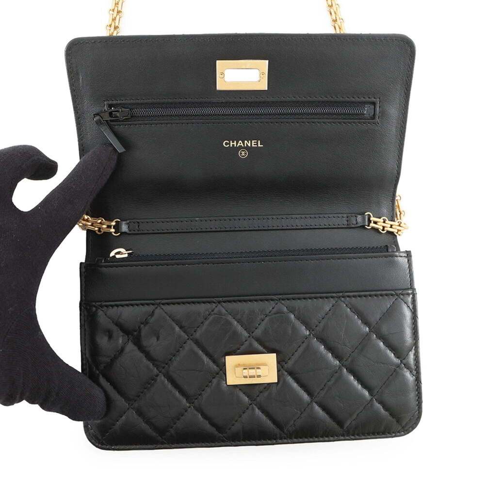 CHANEL Black Leather Wallet - Picture 5 of 16